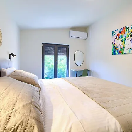 Sol Apartment *