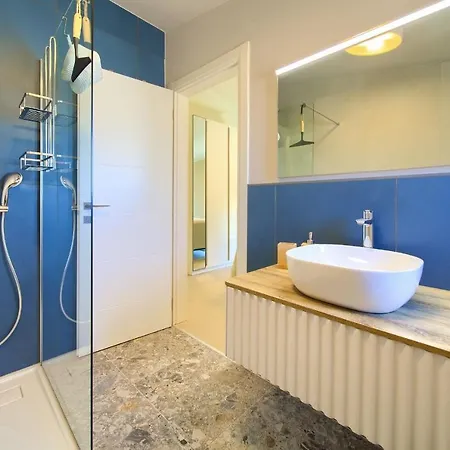 Sol Apartment